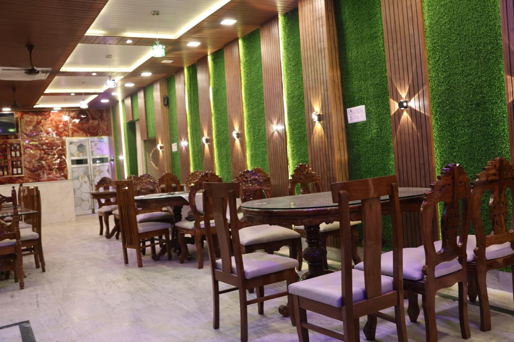 Hotel Maharaja Palace Bhāgalpur Dış mekan fotoğraf