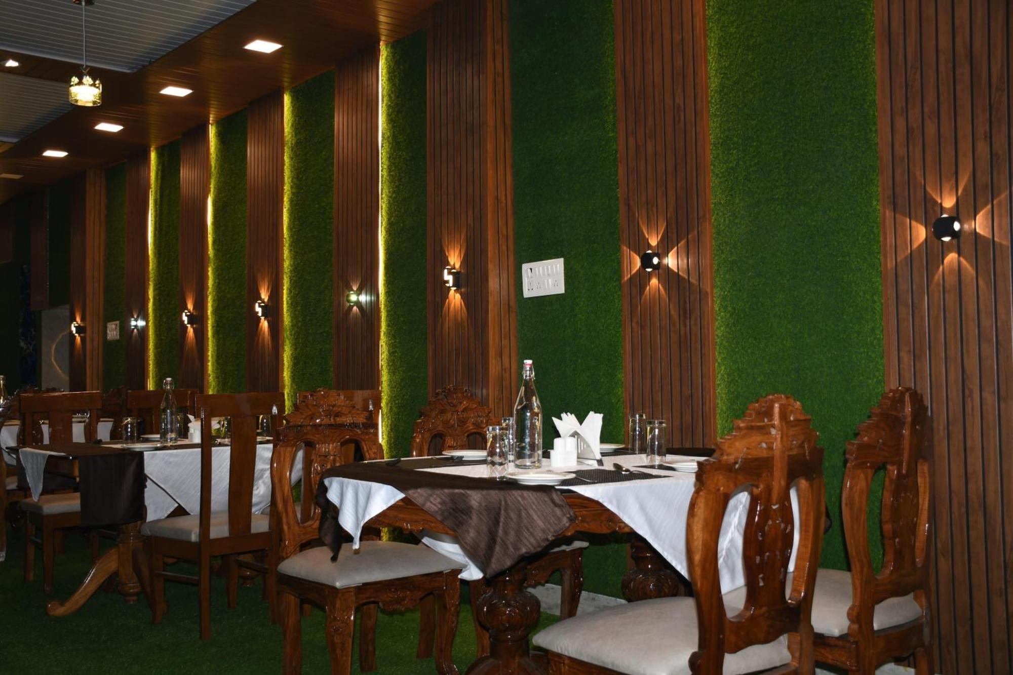 Hotel Maharaja Palace Bhāgalpur Dış mekan fotoğraf